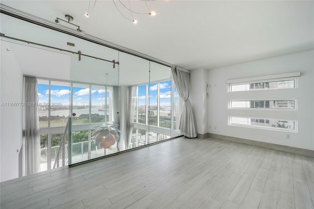 1040 Biscayne Blvd 1001, Miami, FL 33132