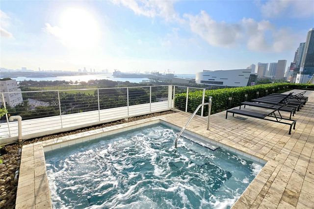 1040 Biscayne Blvd 1001, Miami, FL 33132