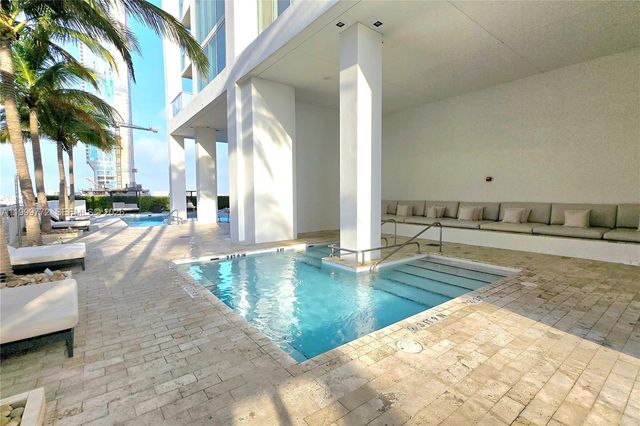 1040 Biscayne Blvd 1001, Miami, FL 33132