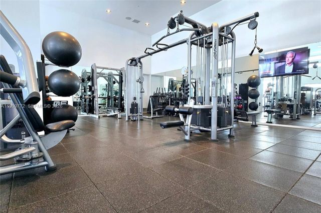 1040 Biscayne Blvd 1001, Miami, FL 33132