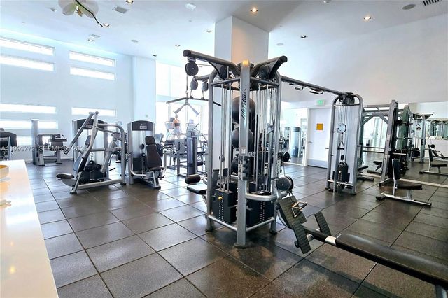 1040 Biscayne Blvd 1001, Miami, FL 33132