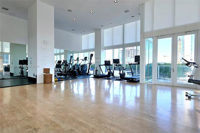 1040 Biscayne Blvd 1001, Miami, FL 33132