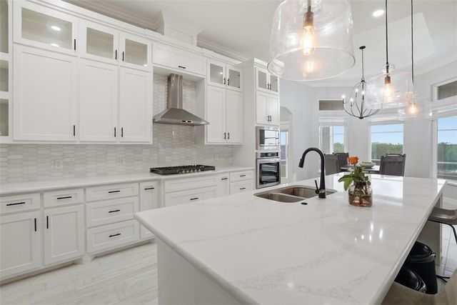 4033 Ranch Lake Dr, Corpus Christi, TX 78413