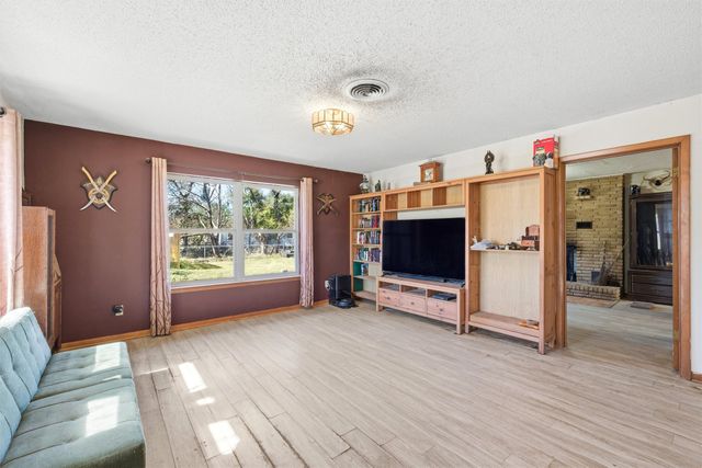 12218 W Adams Avenue, Belton, TX 76513