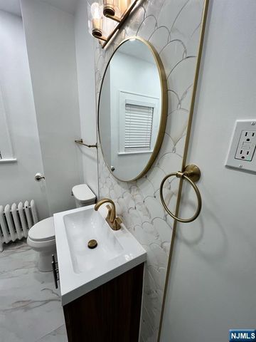 186 Main Avenue, Passaic, NJ 07055