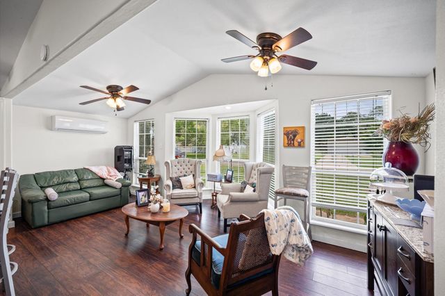 122 Bay Haven Boulevard, Livingston, TX 77351