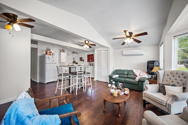 122 Bay Haven Boulevard, Livingston, TX 77351