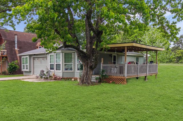 122 Bay Haven Boulevard, Livingston, TX 77351