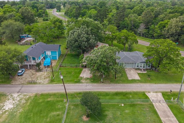 122 Bay Haven Boulevard, Livingston, TX 77351
