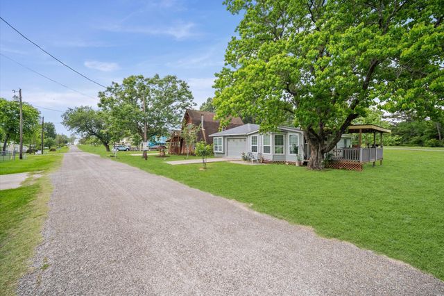 122 Bay Haven Boulevard, Livingston, TX 77351