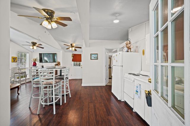 122 Bay Haven Boulevard, Livingston, TX 77351