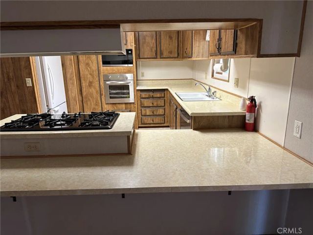 400 Sulphur Bank 59, Clearlake Oaks, CA 95423