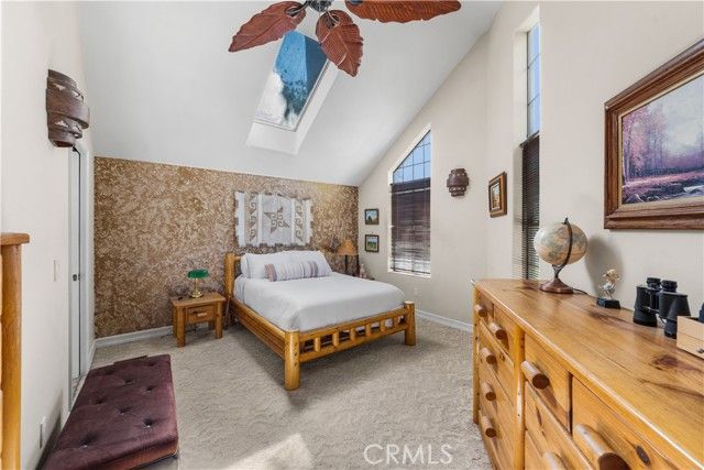 10227 Parr Avenue, Sunland (los Angeles), CA 91040