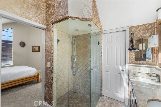 10227 Parr Avenue, Sunland (los Angeles), CA 91040