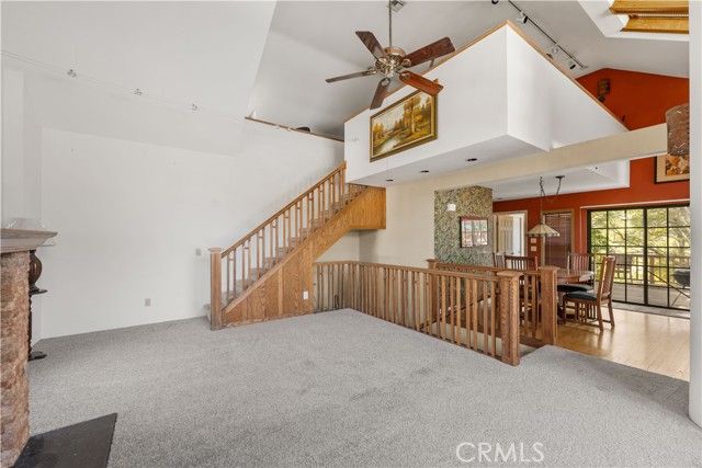 10227 Parr Avenue, Sunland (los Angeles), CA 91040