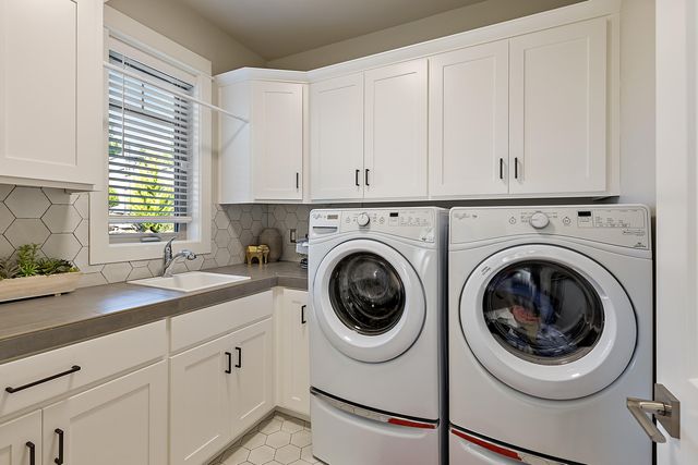4078 Fieldbrook Avenue, Medford, OR 97504