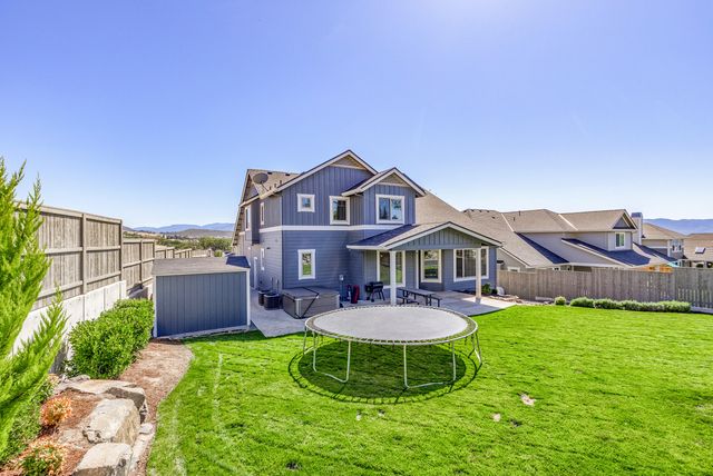 4078 Fieldbrook Avenue, Medford, OR 97504