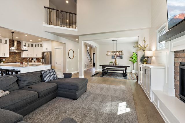4078 Fieldbrook Avenue, Medford, OR 97504