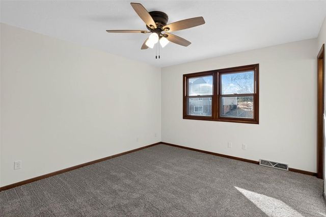 3700 SW 29th Street, Des Moines, IA 50321