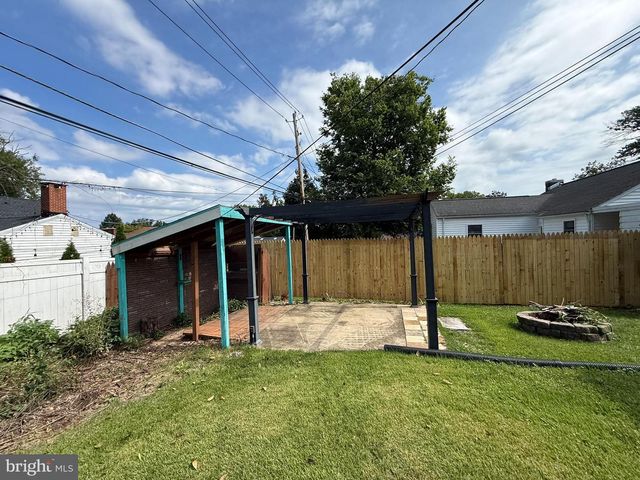 1300 KELTON RD, Camp Hill, PA 17011