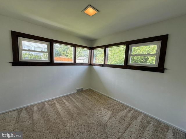 1300 KELTON RD, Camp Hill, PA 17011