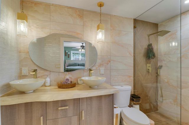 940 Dogwood Road, North Palm Beach, FL 33408
