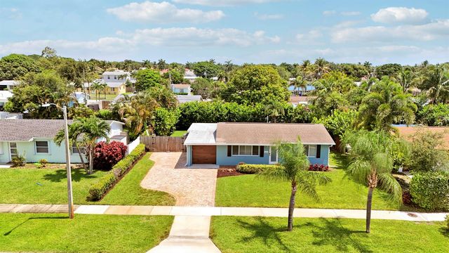 940 Dogwood Road, North Palm Beach, FL 33408
