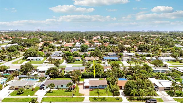 940 Dogwood Road, North Palm Beach, FL 33408