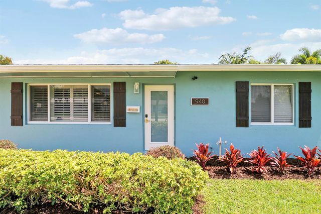 940 Dogwood Road, North Palm Beach, FL 33408