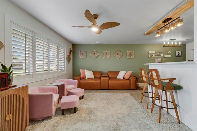 940 Dogwood Road, North Palm Beach, FL 33408