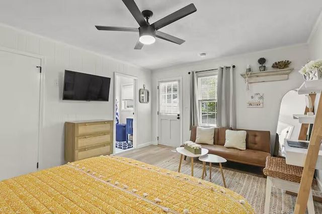 230 Gosnold Street 14ABC, Hyannis, MA 02601