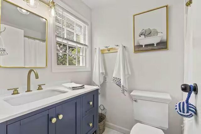 230 Gosnold Street 14ABC, Hyannis, MA 02601