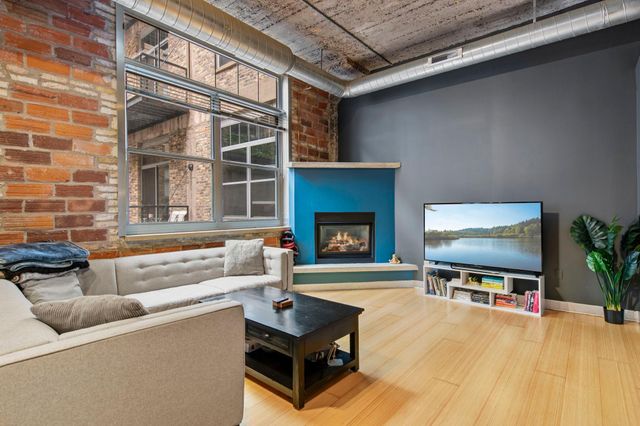 521 S 7th Street 419, Minneapolis, MN 55415