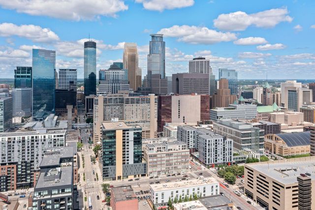 521 S 7th Street 419, Minneapolis, MN 55415