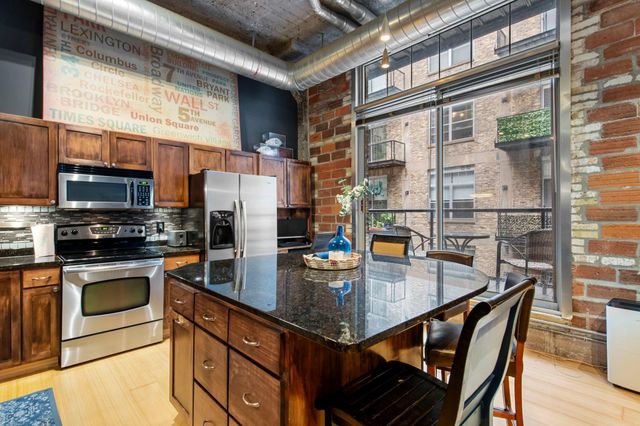 521 S 7th Street 419, Minneapolis, MN 55415