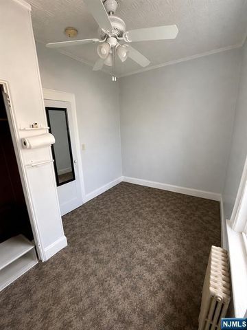 292 Orient Way, Lyndhurst, NJ 07071
