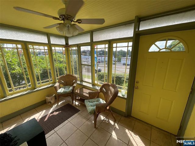 292 Orient Way, Lyndhurst, NJ 07071