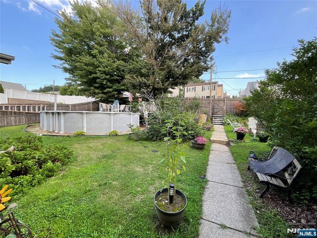 292 Orient Way, Lyndhurst, NJ 07071