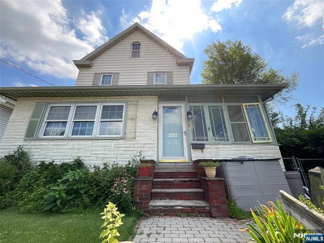 292 Orient Way, Lyndhurst, NJ 07071
