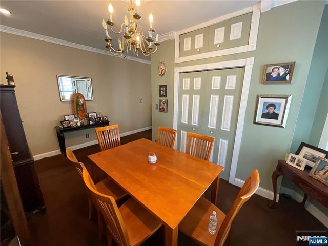 292 Orient Way, Lyndhurst, NJ 07071