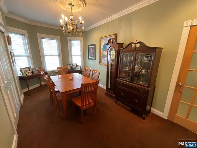 292 Orient Way, Lyndhurst, NJ 07071