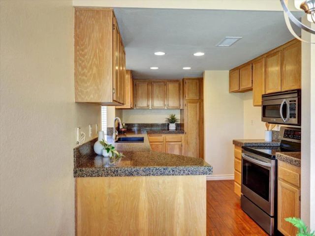 1225 Brewley Lane, Vista, CA 92081
