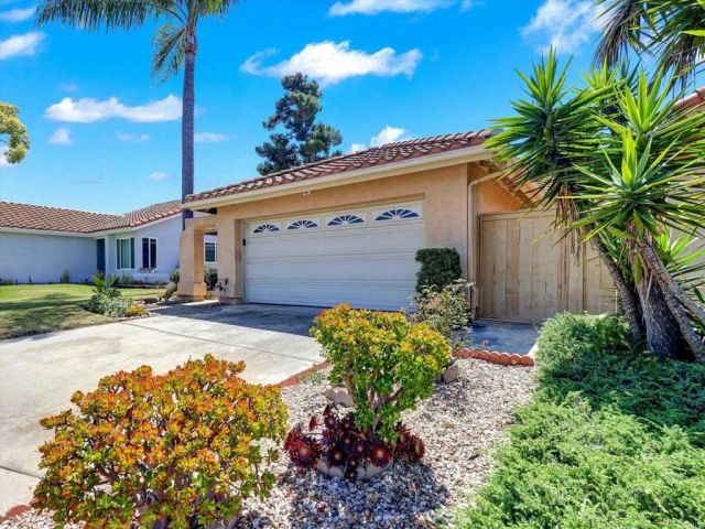 1225 Brewley Lane, Vista, CA 92081