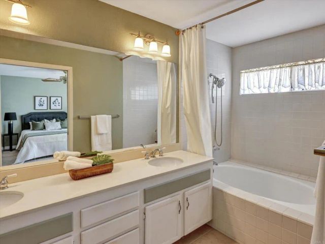 1225 Brewley Lane, Vista, CA 92081