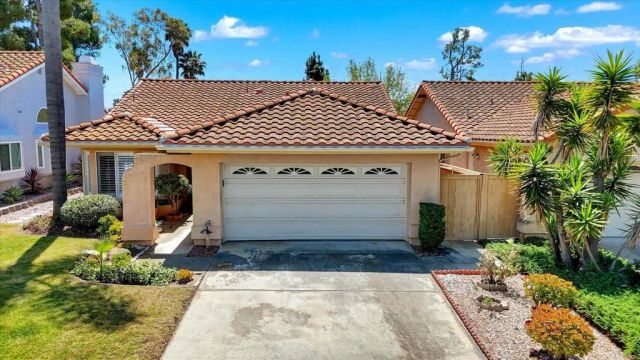 1225 Brewley Lane, Vista, CA 92081