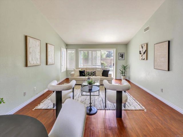 1225 Brewley Lane, Vista, CA 92081