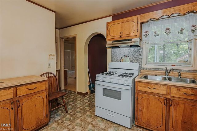 736 Boone Road, Burlington, NC 27217