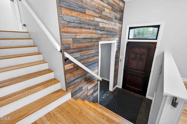 1112 Stonehedge Avenue, Durham, NC 27707