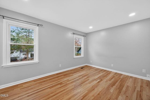 1112 Stonehedge Avenue, Durham, NC 27707