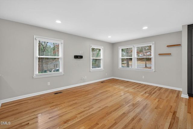 1112 Stonehedge Avenue, Durham, NC 27707